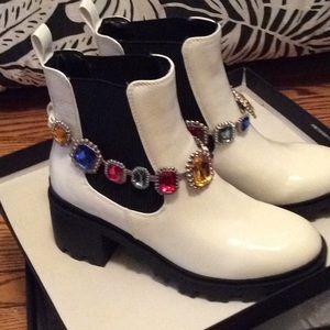 Betsey Johnson Jenesis Boots